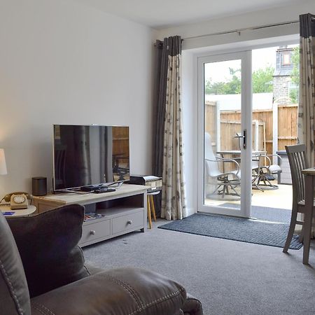 Shepley Mews Villa Glossop Bagian luar foto