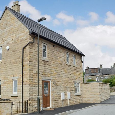 Shepley Mews Villa Glossop Bagian luar foto