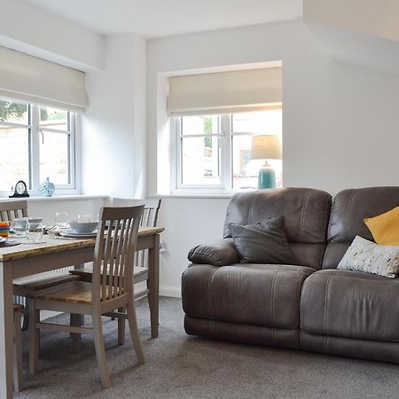 Shepley Mews Villa Glossop Bagian luar foto