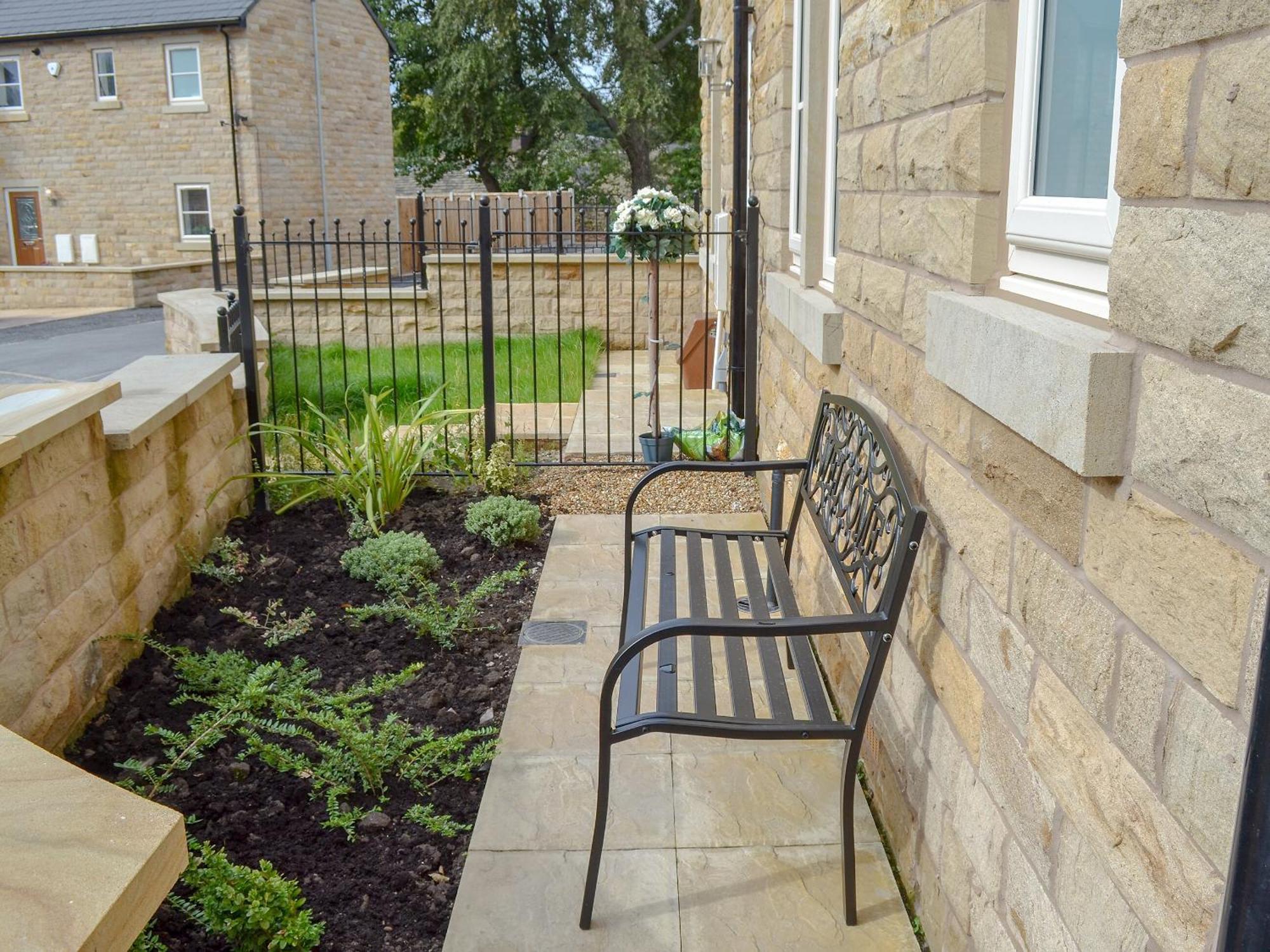 Shepley Mews Villa Glossop Bagian luar foto