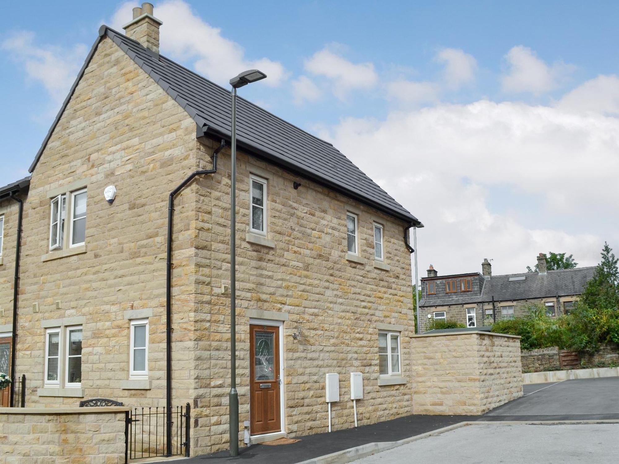 Shepley Mews Villa Glossop Bagian luar foto